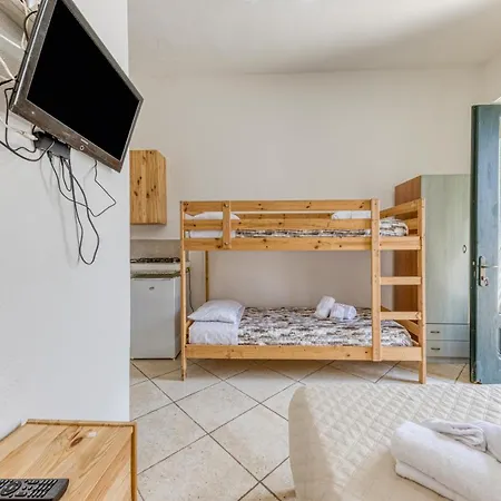 Apartamento Eliados - Bungalow 1 *